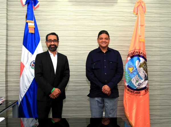 El director del COE recibió hoy la visita de cortesía del director de la Defensa Civil, Juan Salas