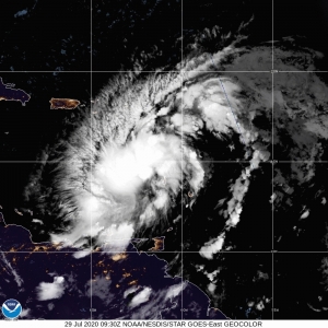 Ante posible impacto de potencial ciclón, COE pone en alerta amarilla 13 provincias