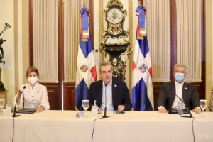 Gobierno activa comit&eacute; de emergencia ante el hurac&aacute;n Elsa!